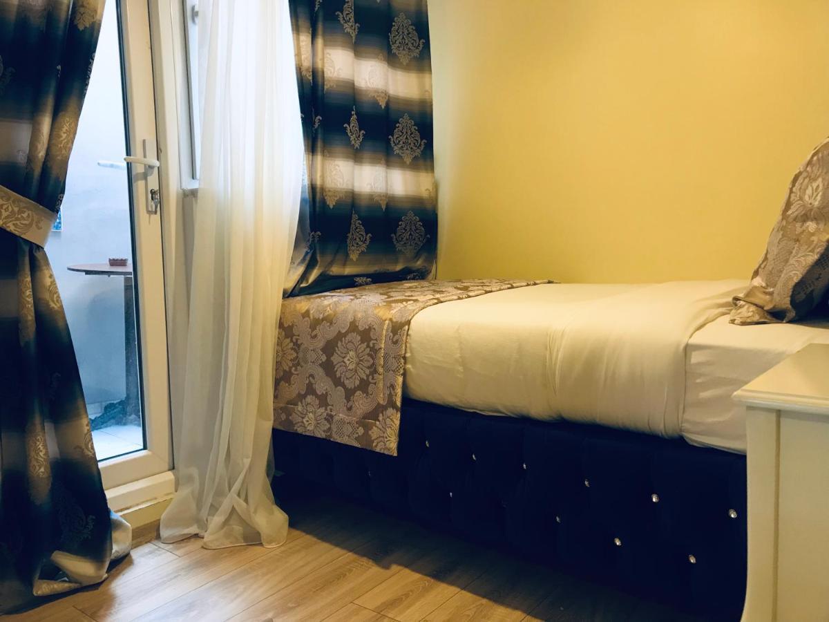 La Mer Suite Pansiyon อิสตันบูล ภายนอก รูปภาพ